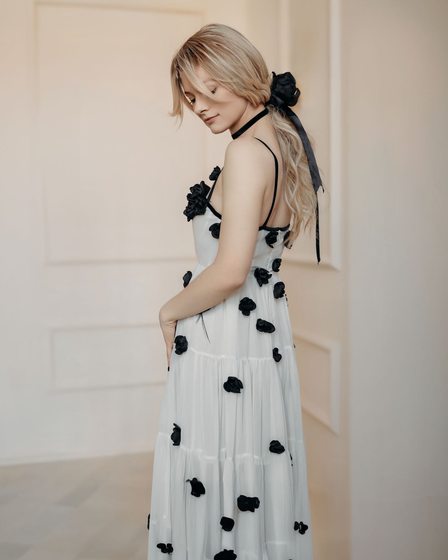 Suknia Midi Midnight Floral Cascade Dress